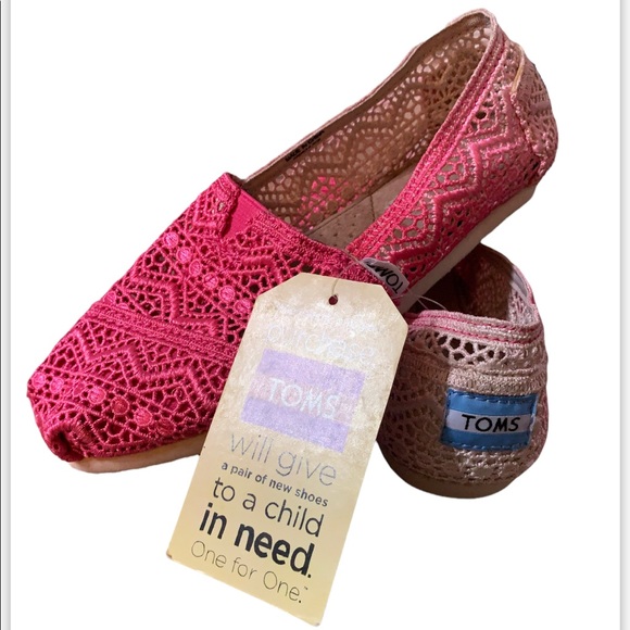 NWT Toms Pink Ombre Embroidered Shoes size 5 - Picture 1 of 5